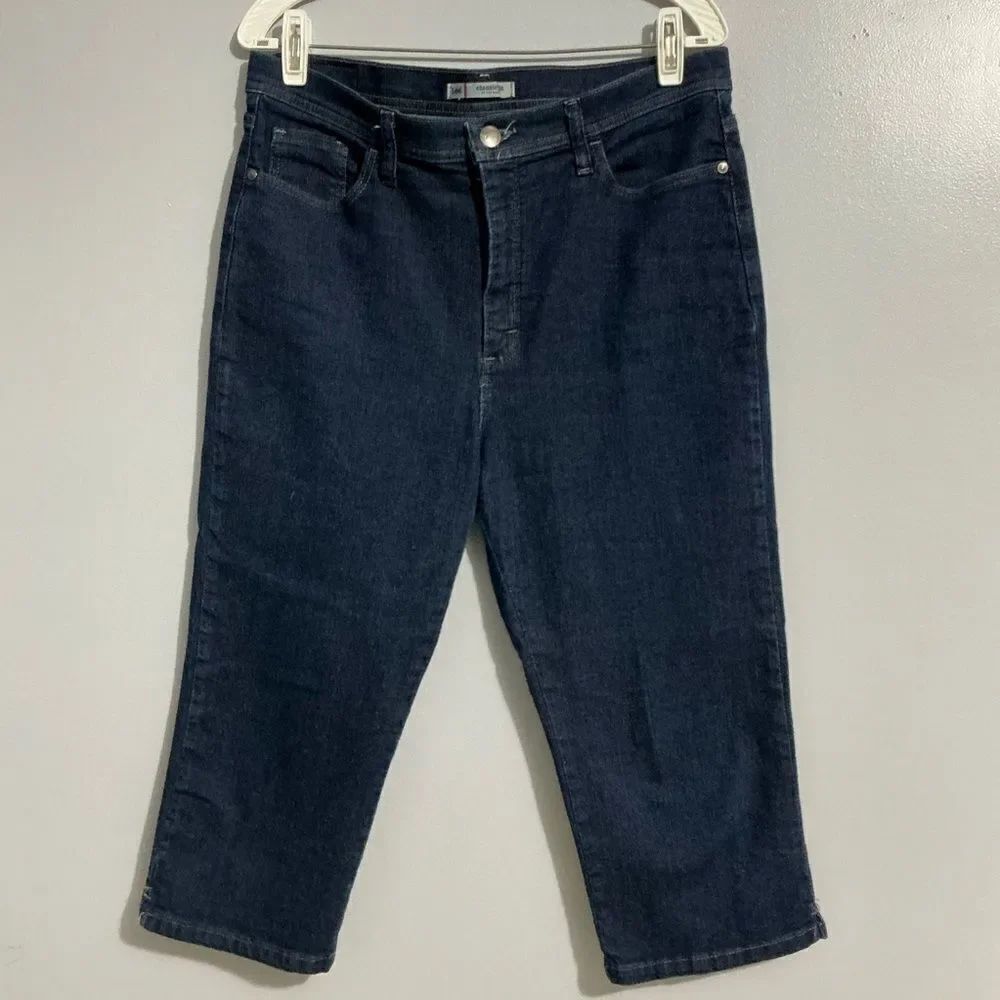 Lee Classic Fit Womens Size 14 Medium Straight Denim Blue Dark Wash Jeans
